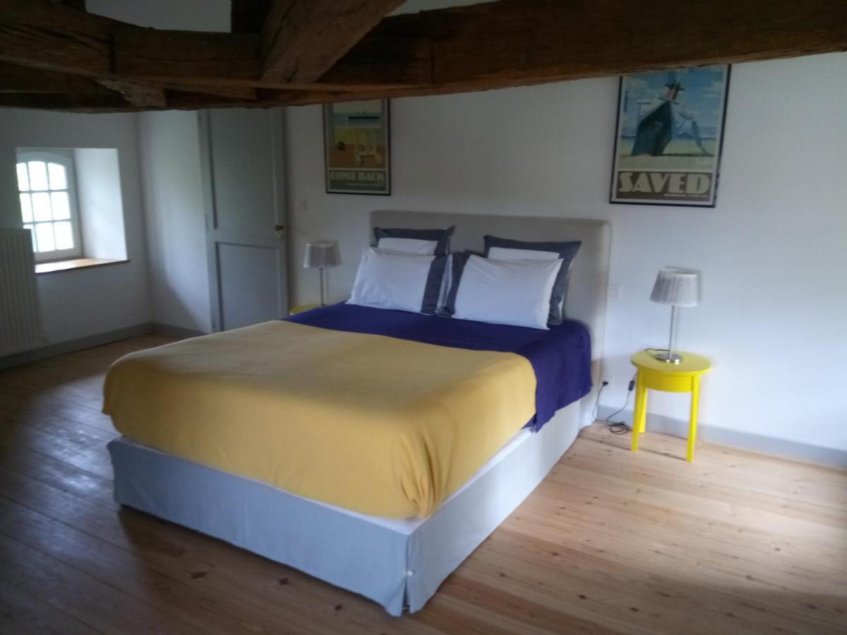 Hotel Chateau De Champdolent